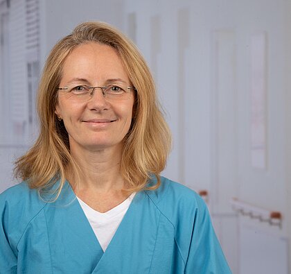 Dr. med. Andrea Himsel