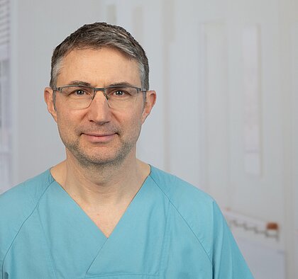 Dr. med. Lars Leupolt