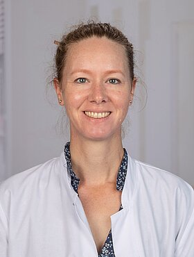Dr. Dorothea Nillius Dr. Dorothea Nillius