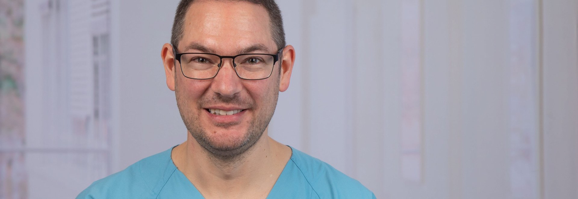 Dr. Michael Färber