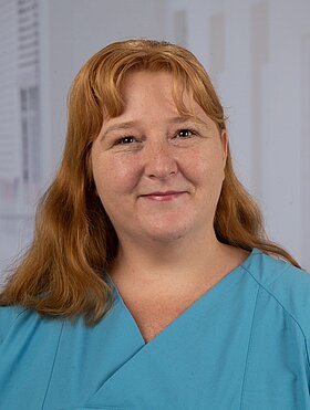  Gisa  Kühn