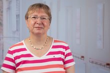 Dr. Barbara Heil